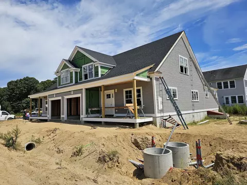 Exterior - 151 153 East Main St # 9, Clinton, CT 06413 photo 5 of 5