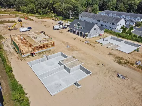 View/Area - 151 153 East Main St # 9, Clinton, CT 06413 photo 11 of 12