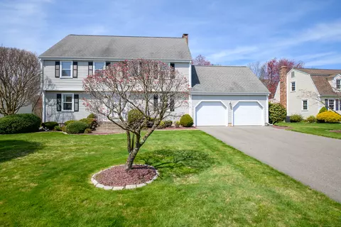 117 Cider Brook Dr, Wethersfield, CT 06109