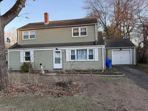 97 Crescent Dr, East Hartford, CT 06118