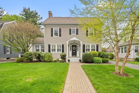 191 Four Mile Rd, West Hartford, CT 06107