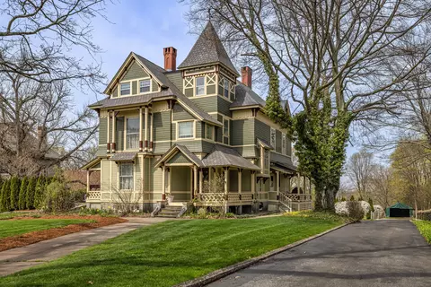 100 Windham Rd, Windham, CT 06226