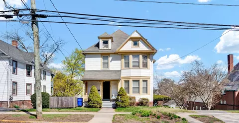 84 High St, Middletown, CT 06457