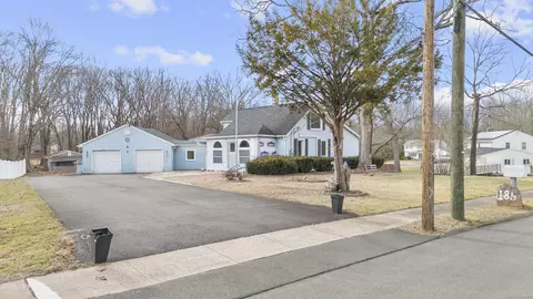 185 Macktown Rd, Windsor, CT 06095