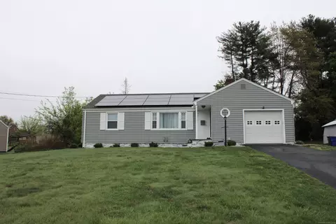 96 Two Stone Dr, Wethersfield, CT 06109 photo 1