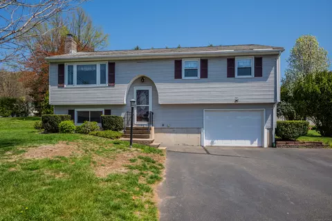38 Seminary St, Bristol, CT 06010