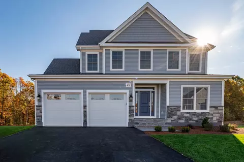 45 Primrose Ln, Cromwell, CT 06416