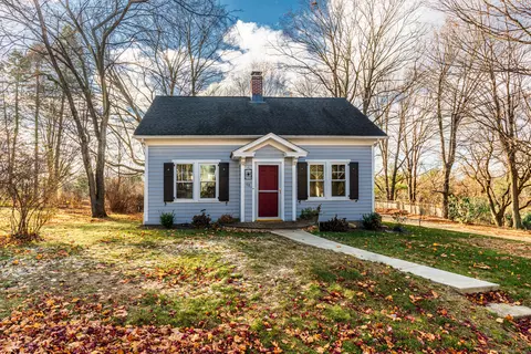 48 Jerusalem Hl, Trumbull, CT 06611