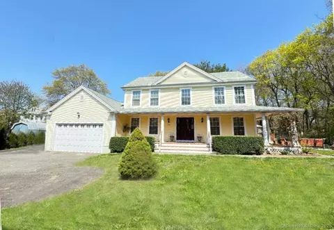 598 Nichols Ave, Stratford, CT 06614
