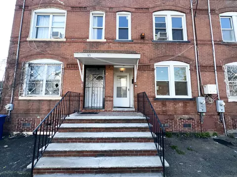 65 Beach St, Bridgeport, CT 06608