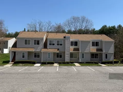 31 Courtland Pl, Ansonia, CT 06401