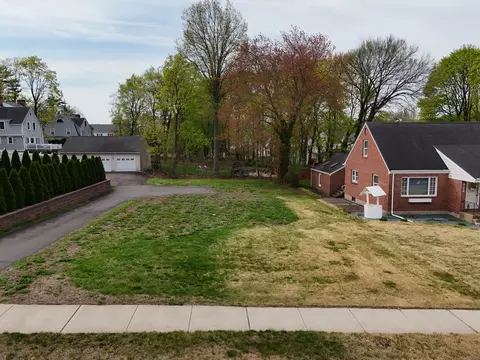 418 Hart St, New Britain, CT 06052