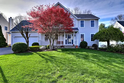76 Juniper Dr, Milford, CT 06461