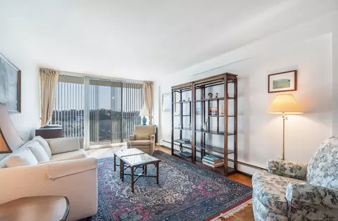87 Glenbrook Rd #7B, Stamford, CT 06902