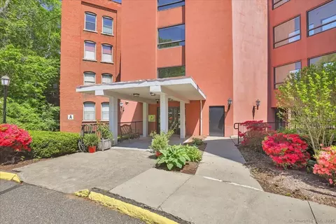 222 Williams St E #312, Glastonbury, CT 06033