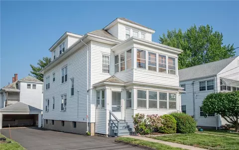 78-80 Lancaster Rd, West Hartford, CT 06119