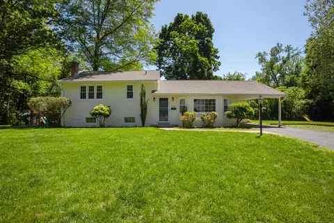 24 Shady Brook Dr, West Hartford, CT 06107