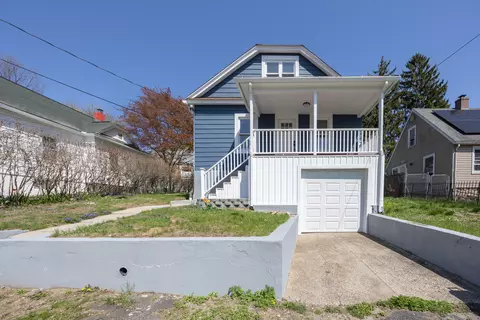 18 Lyndale Ave, Waterbury, CT 06705