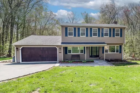35 Timberlane Dr, Shelton, CT 06484
