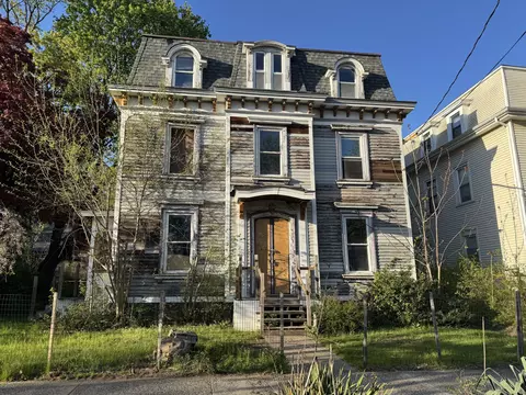 727 Elm St, New Haven, CT 06511