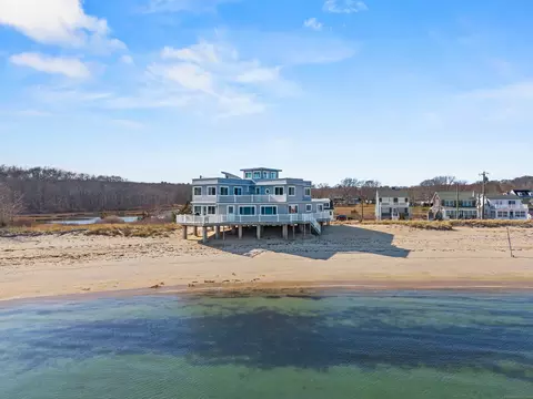 24 Champion Rd, Old Lyme, CT 06371