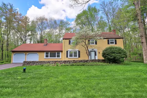 30 Sunset Hill Rd, Simsbury, CT 06070