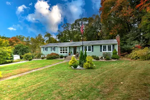 105 Bates Dr, Cheshire, CT 06410