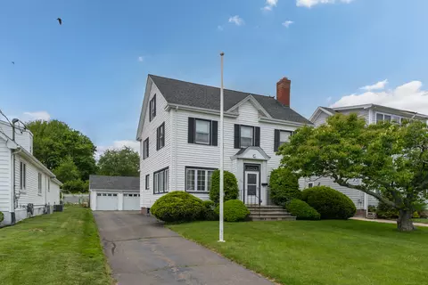 706 Ocean Ave, West Haven, CT 06516