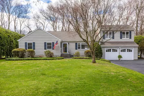 54 Club Rd, Stamford, CT 06905