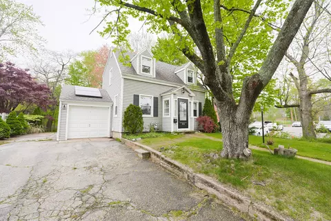 456 Painter Dr, West Haven, CT 06516