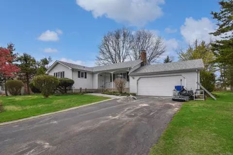 149 Windbrook Dr, Windsor, CT 06095