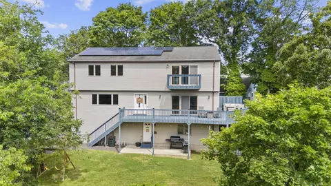 117 Mansfield Grove Rd, East Haven, CT 06512