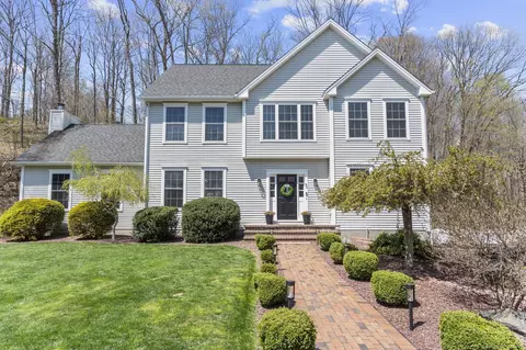 93 Bee Mountain Rd, Oxford, CT 06478