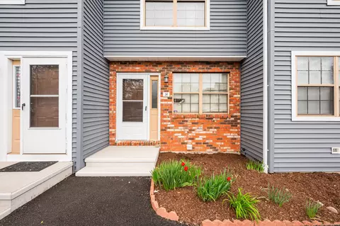 55 Wessels Ave #14, Bridgeport, CT 06610