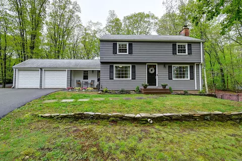 267 Foote Rd, Glastonbury, CT 06073