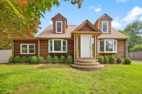 2851 Old Town Rd, Bridgeport, CT 06606