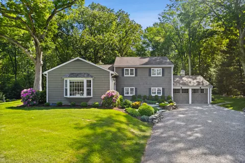 48 Blueberry Hill Rd, Weston, CT 06883
