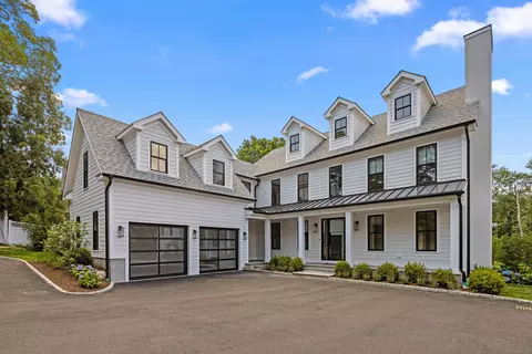 317 Park St, New Canaan, CT 06840