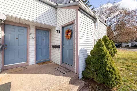 64 Candlewood Dr #64, South Windsor, CT 06074