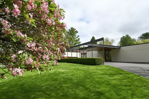 931 Ponus Rdg, New Canaan, CT 06840