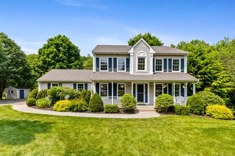 199 Dennison Rdg, Manchester, CT 06040