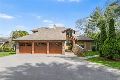 83 Burdick Ln, Griswold, CT 06351