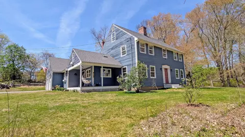 32 Great Hill Pond Rd, Portland, CT 06480