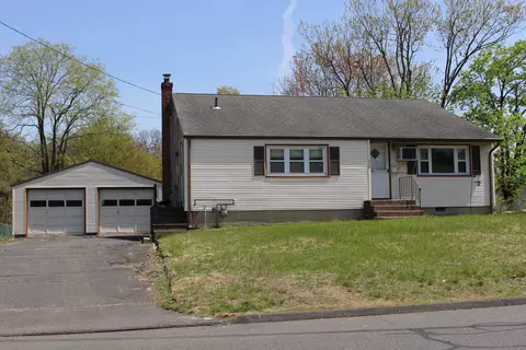 112 Henderson Dr, East Hartford, CT 06108