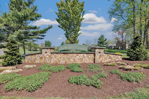 588 Arapaho Ln #B, Stratford, CT 06614