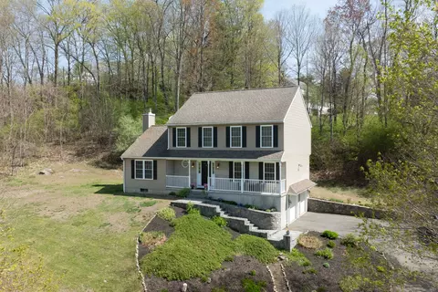 110 Glenwood Ave, Middlebury, CT 06762