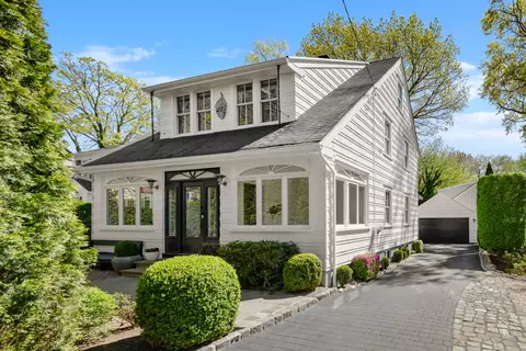 365 West Ave, Darien, CT 06820