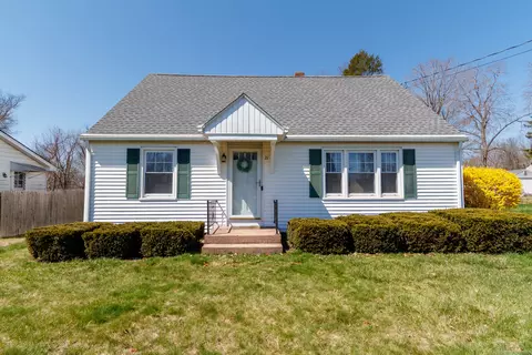 21 Tuccitto Rd, Portland, CT 06480