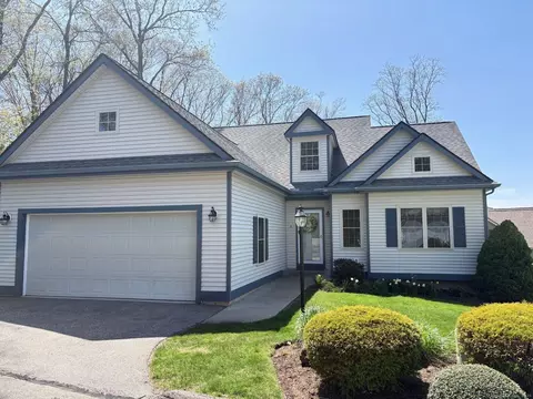 5 Marjories Way #5, Niantic, CT 06357
