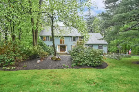 53 Brookridge Dr, Avon, CT 06001